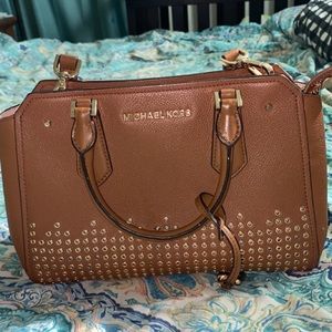 Mk cross body